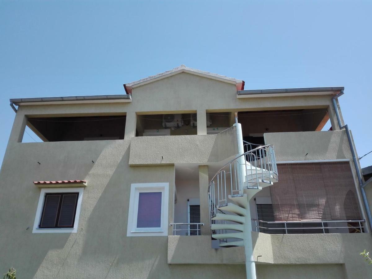 Apartments Jadranska Biograd Na Moru Exterior foto